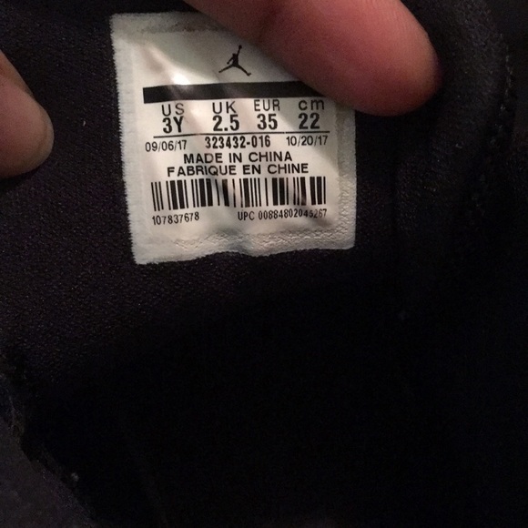 Jordan’s - Picture 4 of 4